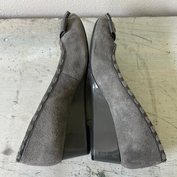 Michelle D suede leather low wedge kitten heel bow academia office coquette 7.5 - Picture 10 of 13